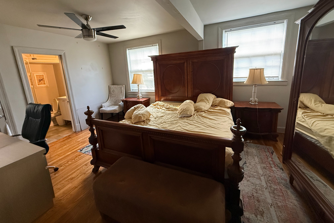 Your bedroom and bathroom - House close to campus