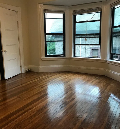 Bedroom/Living Area - 6 BED - QUINT AVE APARTMENT. AVAILABLE 09/01/2026!