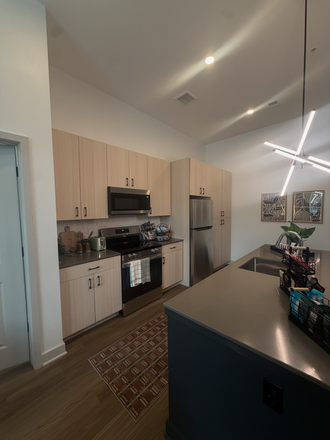 Kitchen - Verve Orlando 4bed x 4bath Apartments