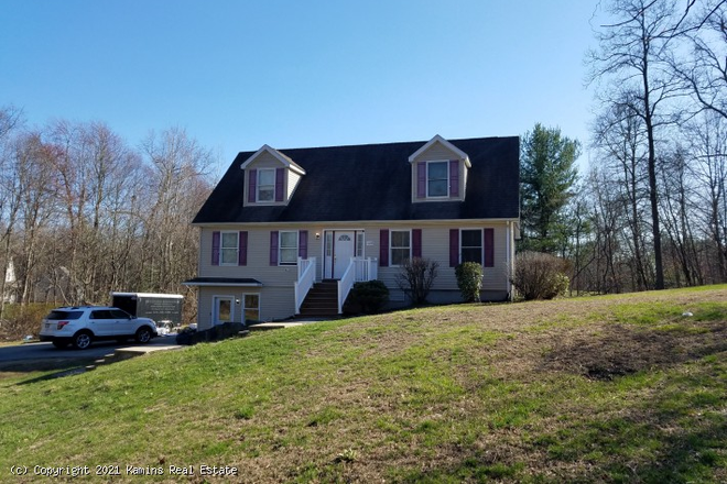 Exterior - 185 Green Ave. Belchertown! House