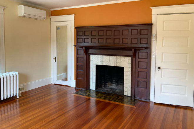 living room (fireplace is decorative, not for use) - Charming 1 bdr / rent offset possible in exchange for work