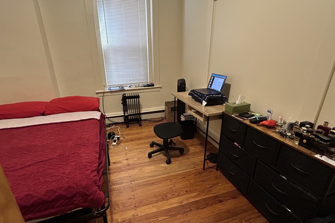 Bedroom - Great Location for Students/Medical Residents at HMS Apartments