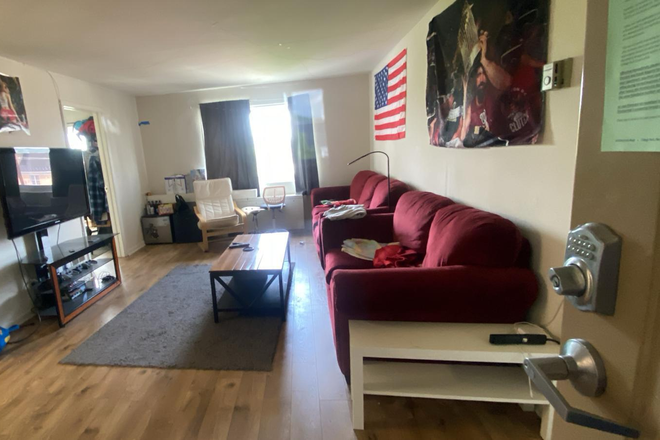 Hall - College Park Towers - 2B1B Available for Immediate/Flexible Move In