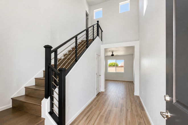 Entrance - Modern Tucson Home Near U of A | Ideal for Students or Professionals