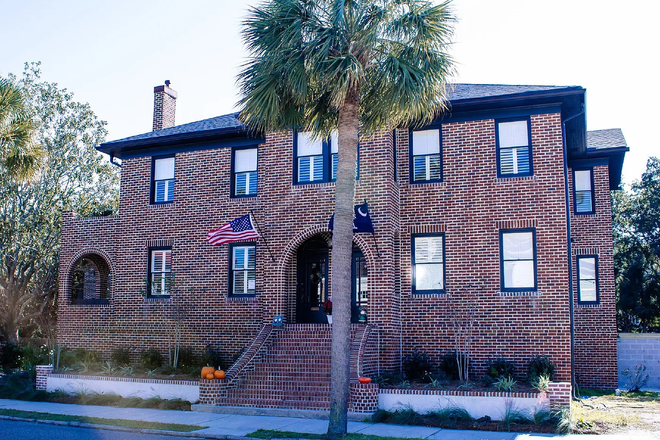 Street View - Downtown 4BR with water views.
