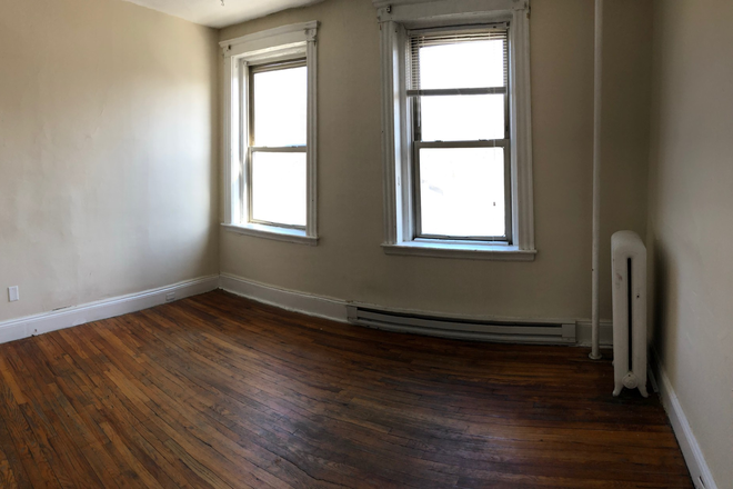 Living - Studio 1 Bath (Fenway) Apartments