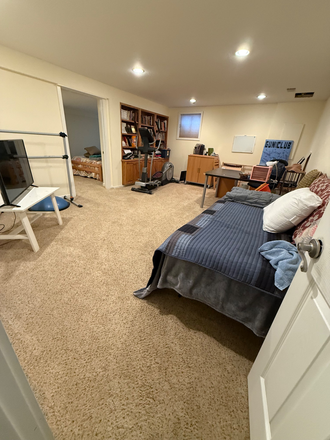 - 1 BR/1 Ba in Boulder home. Shared bathroom, new kitchenette and family room $1150 Rent inc utiities