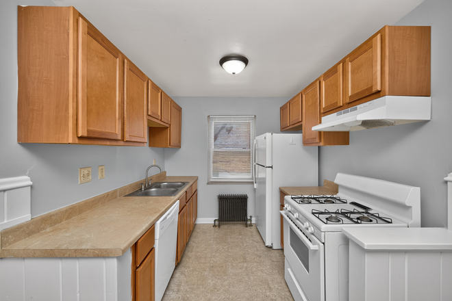 Kitchen - 2361 Ravine Street