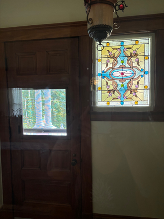 Entry - Charming Victorian in quiet neighborhood , 4 miles from campus