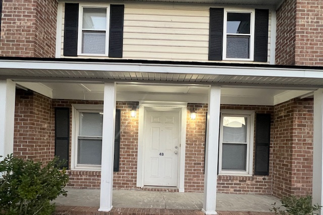 Front Door - Townhome on James Island for rent- 10 minutes from campus