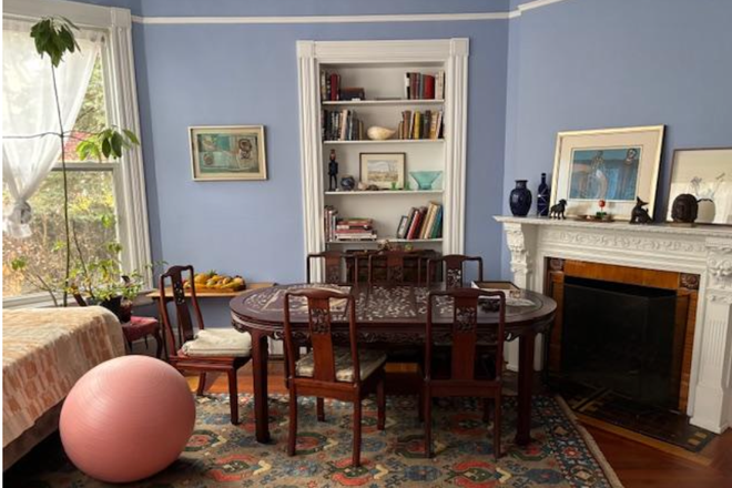 Available bedroom - Free room in house in Brookline