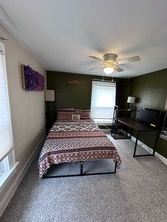 Room For Rent with Natural Lighting - Shared Housing Near Bus Line with access to MSU/LCC campuses and REO Town House