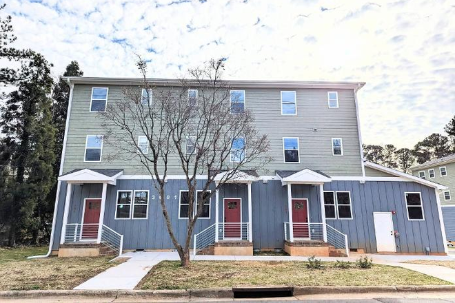 front - Big Promotion w/best price ever. Move in Immediately . MarcomTowns. Great location nice