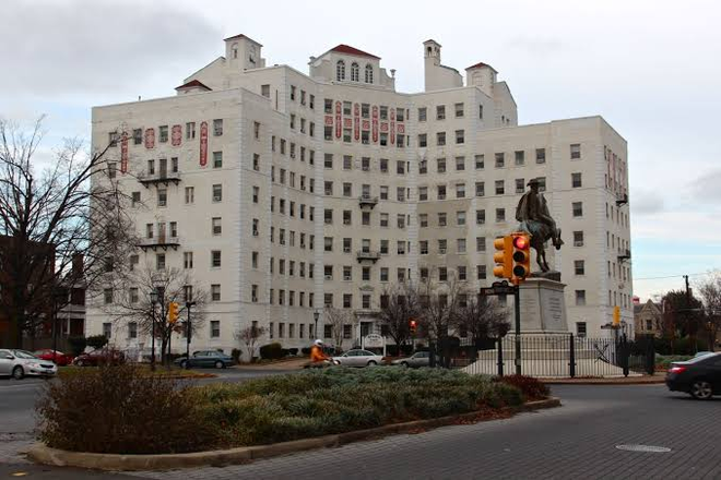 Building - Liberty Circle Apartments