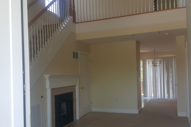 - 3 Bedroom 2 Bath Townhouse