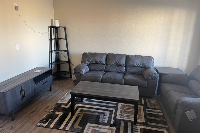Living Room - 1 Room for Rent - Utilities Included House