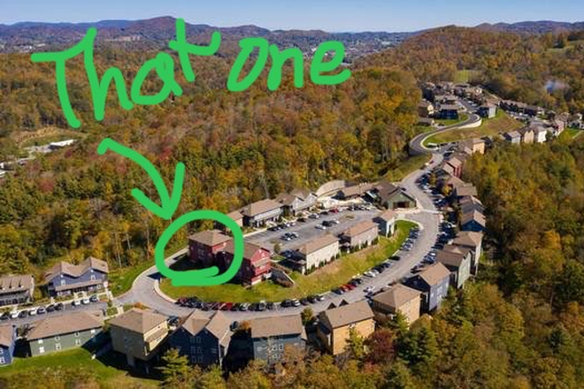 Found a picture on google. Currently still living in the room and I don’t feel comfortable taking a picture of all my stuff. - Highpointe