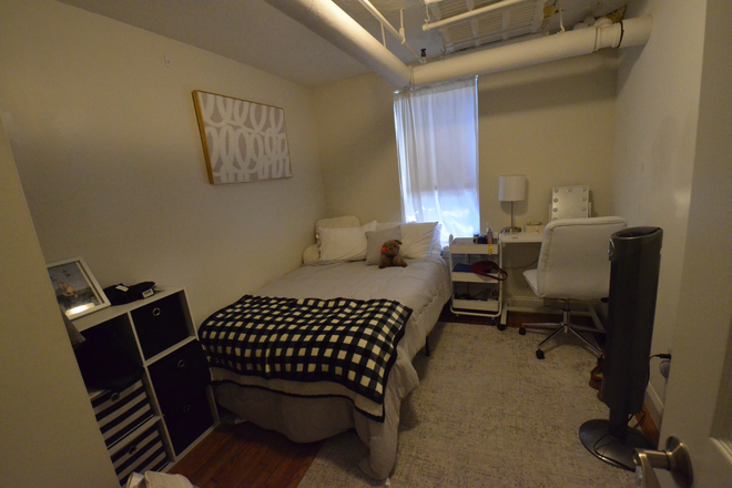 Bedroom - 2 Bed Available 9/1/26! *CONTACT NOAH 603-470-8181 Apartments