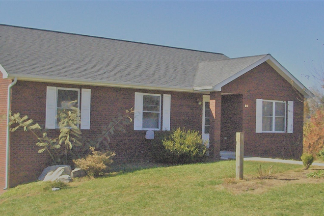 - 3 Bedroom 3 Bath House with 2 Car Garage