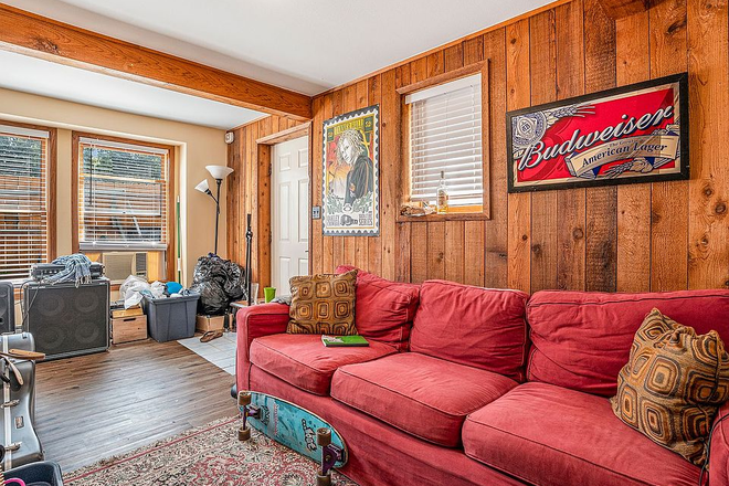 Living Room - Cottage on Hill Apartments