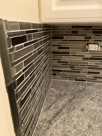 Kitchen Backsplash - 2 bedroom/2 Ba Apartment in 6 Whittier (9th Floor) with Nice River and Bridge Views Available 9/1
