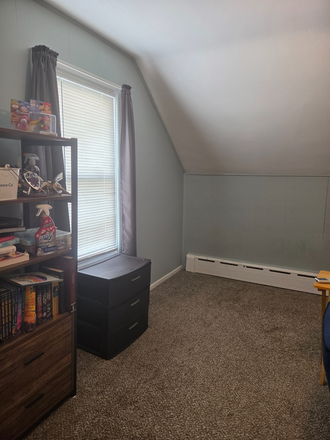 Bedroom for Rent - Room for Rent House