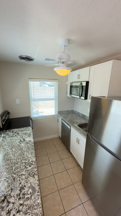 Kitchen - Newly renovated 1 bedroom, 1 bath detached casita in central Tucson