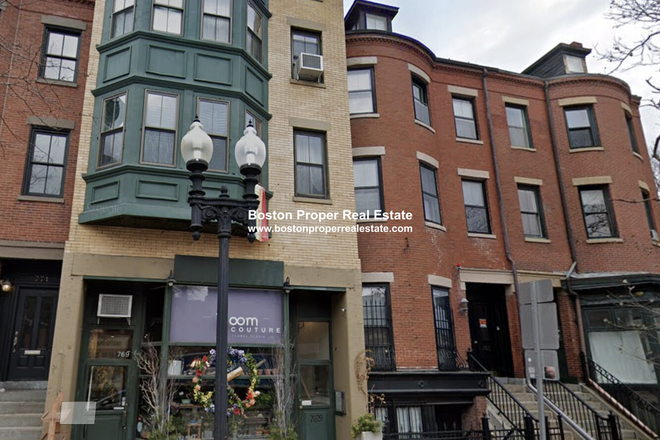 A - Close to NEU and all Fenway schools Apartments