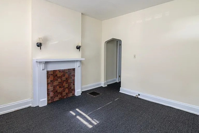 Bedroom - 4 Bedroom Located in CUF Neighborhood! House