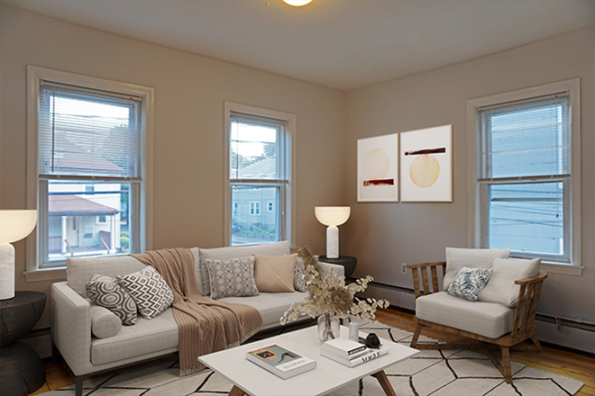 Living - 3 bed 1 bath No Brokers Fee (Waltham)