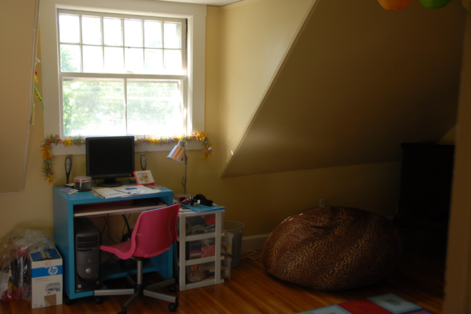den/office - NO FEE $3,500/month includes utilities, Spacious 2BR + Office/Den & porch Townhouse-Style Apartment