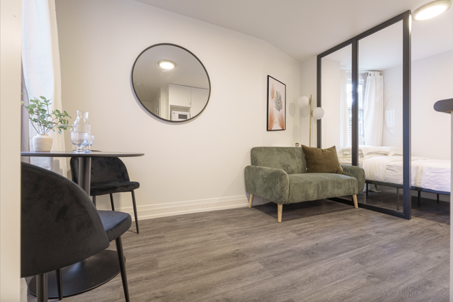 Studio - Fully Furnished & All-Inclusive Jr. 1 Bedroom | Downtown Toronto Apartments