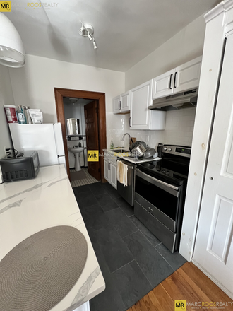 Kitchen - Fenway 1 Bed Beacon St