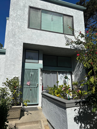 Entrance to home - Room for rent near UCSD - La Jolla Village
