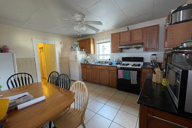 kitchen - Looking for roommate in furnished 4Br/1Ba cozy apt, near Orange T station, Somerville, 9/1/2026