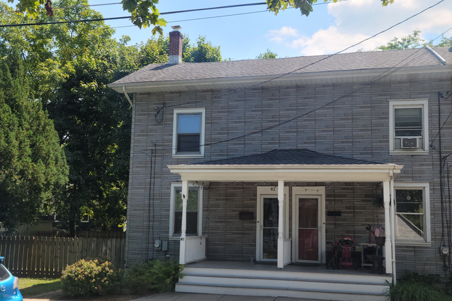 Charming in boro living! - 2 Bedroom - Hopewell Boro Charmer Townhome