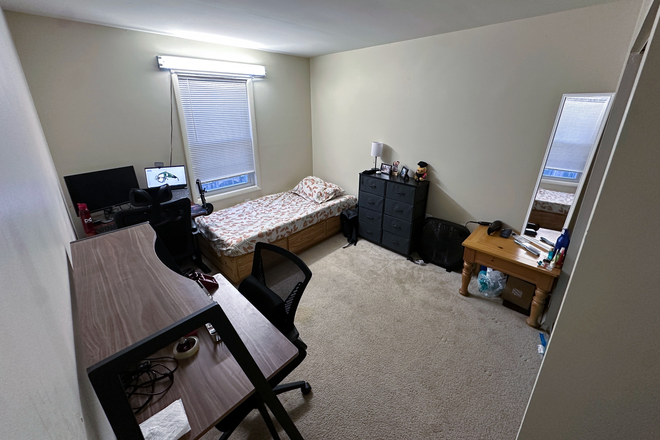 Bedroom - Private bedroom + shared bathroom (with 1 person) at 5029 Berwyn Rd, College Park.