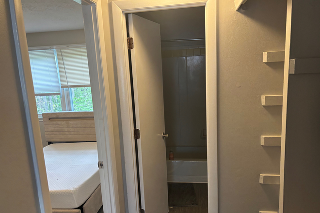Hallway view into bathroom and bedroom - UConn Summer Sublet – Private Room w/ Mattress & Under-Bed Storage, 5 Min Drive Apartments