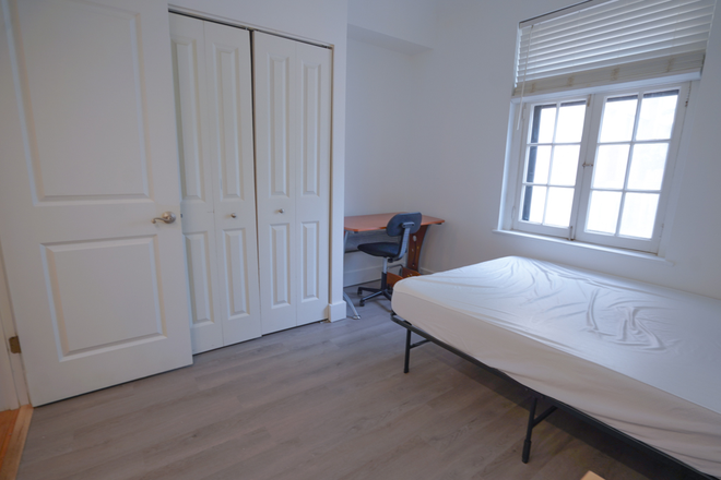 Bedroom - 613 Westgate #B Condo