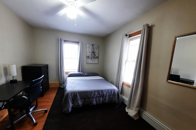 bedroom - Looking for a roommate in a 4BR Apartment Near Tufts - Utilities Included