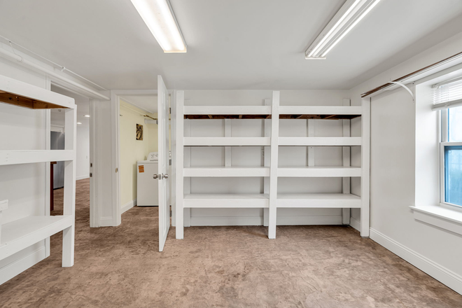 Entryway room - 2 bedroom ground level unit, all utilities included! Duplex