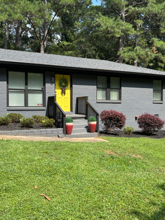 Outside - Location location! Private urban oasis