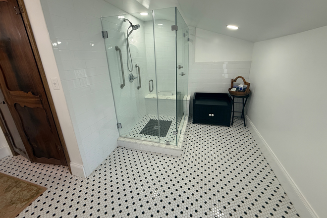 Master Bathroom 2 - Beautiful historic home