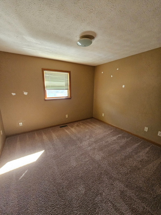 Bedroom 1 - 1b available in 2b/2b home with garage. Summer sublet also available