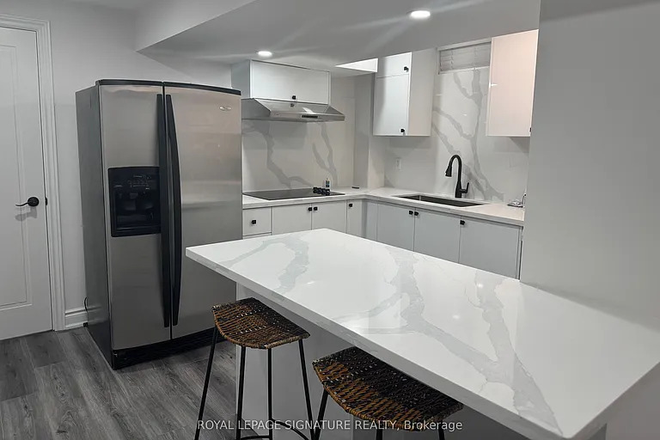Kitchen - Furnished 2BR Basement Suite | York U Markham Campus | Private Entrance + Parking House