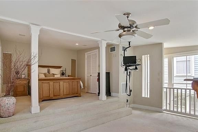 bedroom - Spacious Uptown 1BR | Private Balcony + Enclosed Solarium Condo