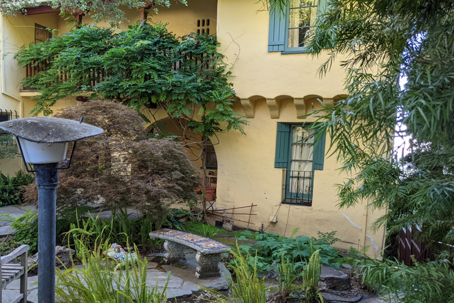 Entrance - North Berkeley in-law with Golden Gate view