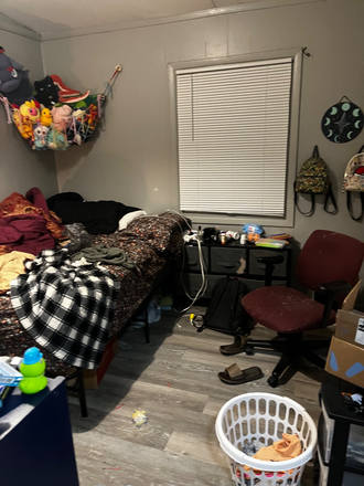 Bedroom - Sublet! Private room on west side of Iowa city House