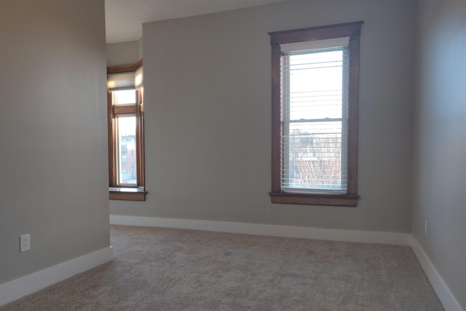 Second Bedroom - Historic 2BD/2BA in Downtown Lafayette - 608 Columbia St Apt D
