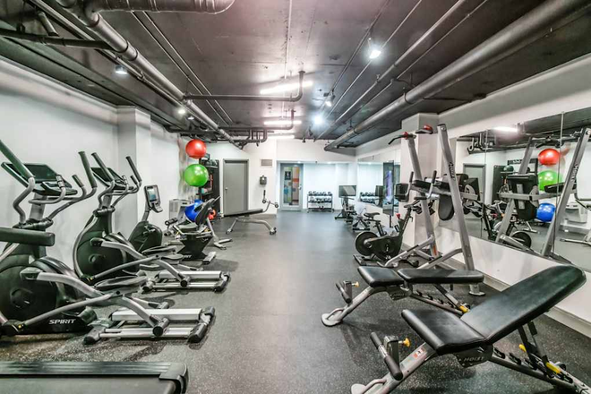 Fitness Center - Iris Apartment 2x2